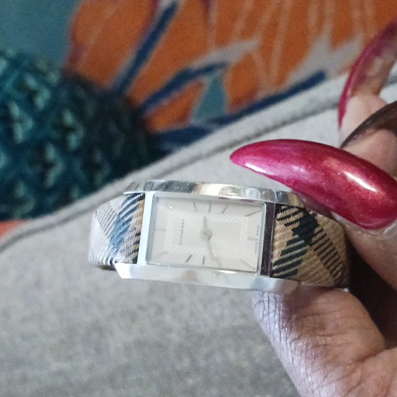 Burberry Watch - Picture 2 of 6